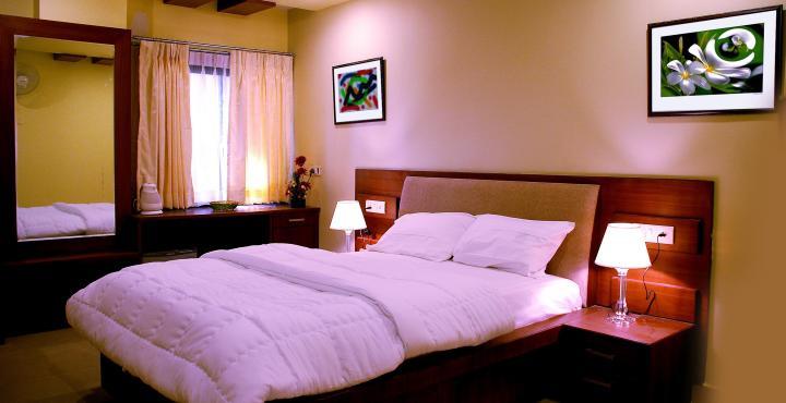 Hotel Sri Madhura Inn Haidarábád Kültér fotó